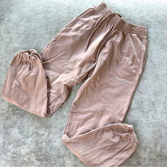 Rare Talentless Women’s Lightweight Sweatpants - Picture 1 of 4